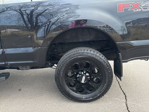 Certified 2018 Ford F350 Lariat w/ Chrome Package image 34