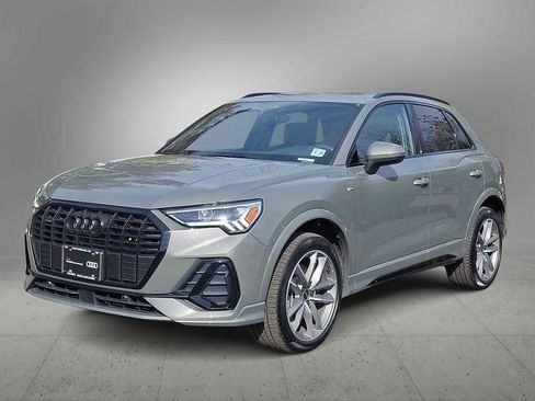 Used 2025 Audi Q3 2.0T Premium w/ Convenience Package image 1