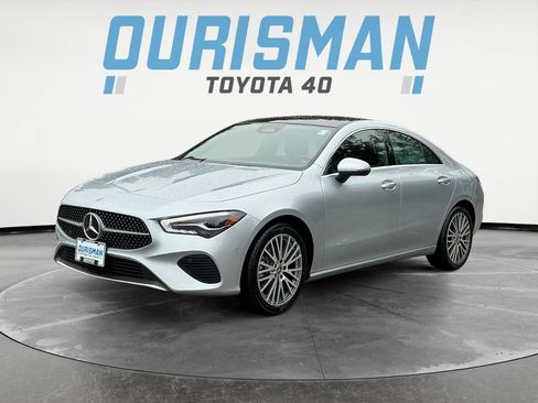 Used 2025 Mercedes-Benz CLA 250 4MATIC image 3