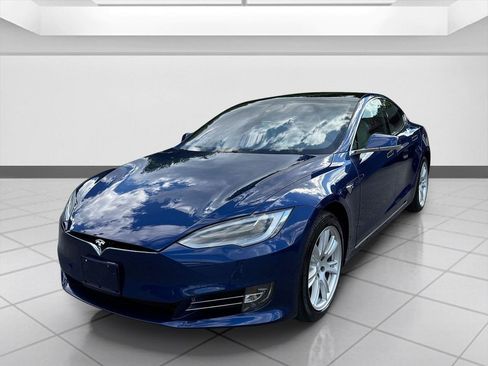 Used 2020 Tesla Model S Long Range AWD/4WD image 9