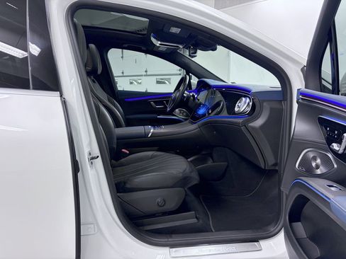 Certified 2023 Mercedes-Benz EQS 580 4MATIC SUV image 18