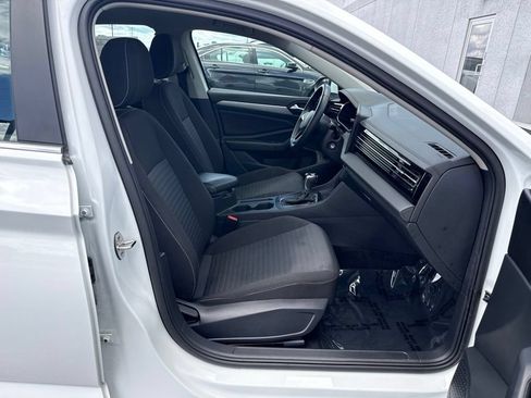 Used 2025 Volkswagen Jetta S FWD image 36