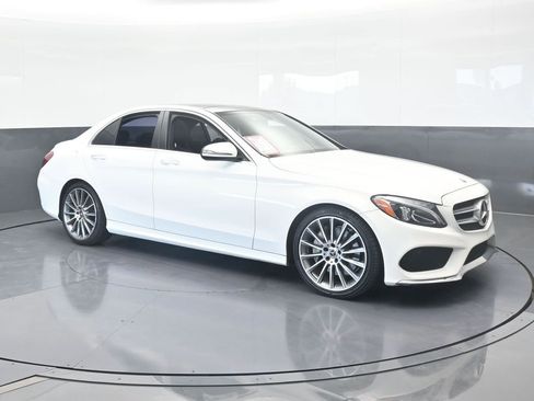 Used 2018 Mercedes-Benz C 300 Sedan image 8