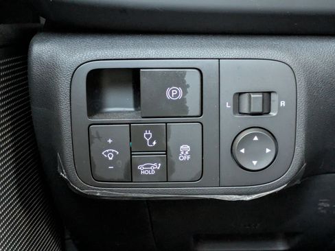 Certified 2025 Hyundai Ioniq 6 SE RWD image 27