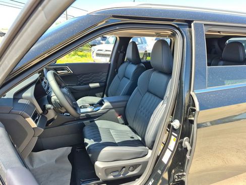 New 2026 Mitsubishi Outlander SEL FWD image 10