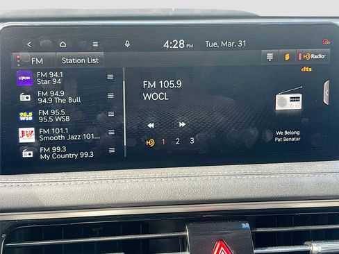 Used 2025 Genesis G70 2.5T image 15