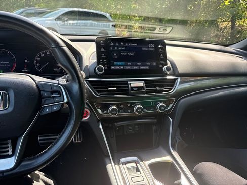 Used 2021 Honda Accord Sport image 17