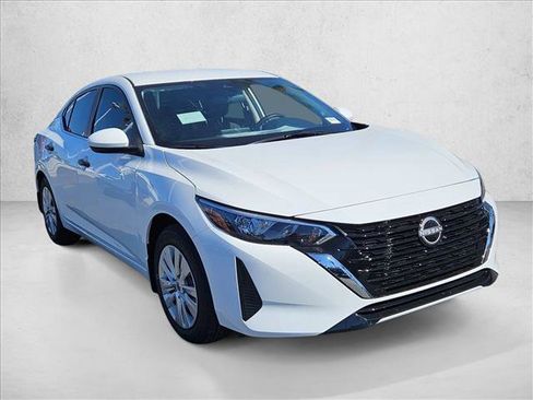 New 2025 Nissan Sentra S image 4