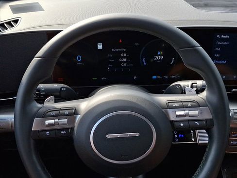 Used 2024 Hyundai Kona SEL image 19