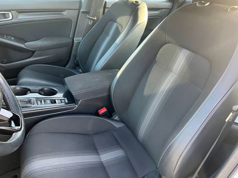 Used 2023 Honda Civic Sport image 10