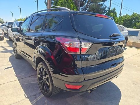 Used 2018 Ford Escape SEL w/ Ford Safe & Smart Package AWD/4WD image 4