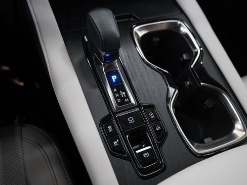 Used 2023 Lexus RX 350 Premium w/ Accessory Package AWD/4WD image 23