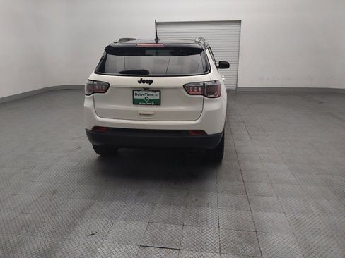 Used 2020 Jeep Compass Latitude FWD image 7