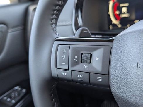 New 2026 Nissan Pathfinder Platinum image 13