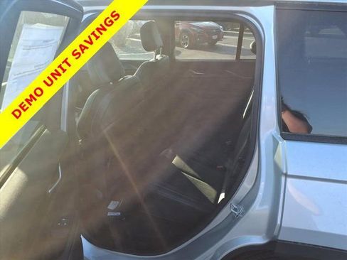 New 2025 Jeep Grand Cherokee 4WD image 19