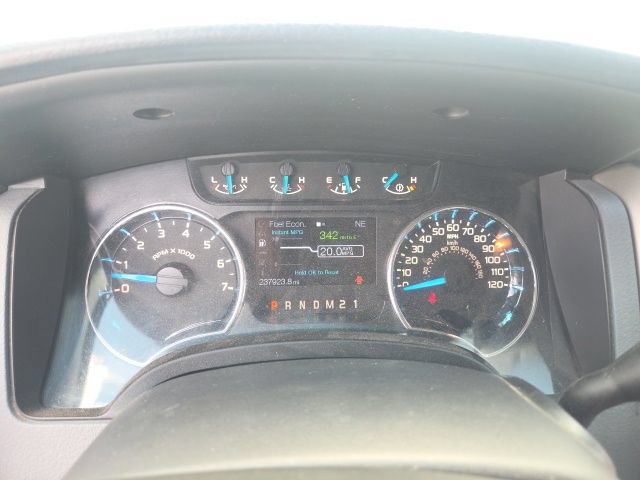 Used 2013 Ford F150 XLT w/ Mid Equipment Group RWD image 2