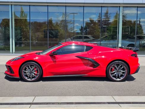 Used 2026 Chevrolet Corvette Stingray Coupe w/ Z51 Performance Package RWD image 2