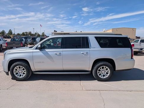 Used 2015 GMC Yukon XL SLE w/ Convenience Package AWD/4WD image 12