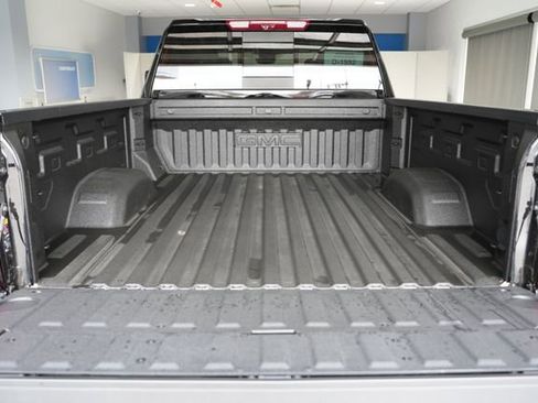 New 2026 GMC Sierra 2500 Denali w/ Denali Reserve Package image 9