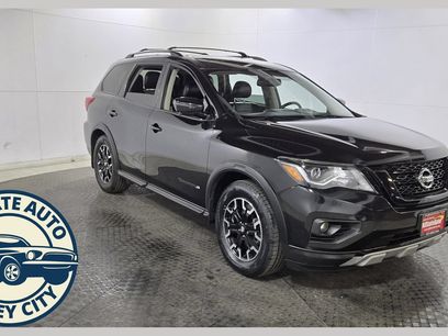 Used 2019 Nissan Pathfinder SL