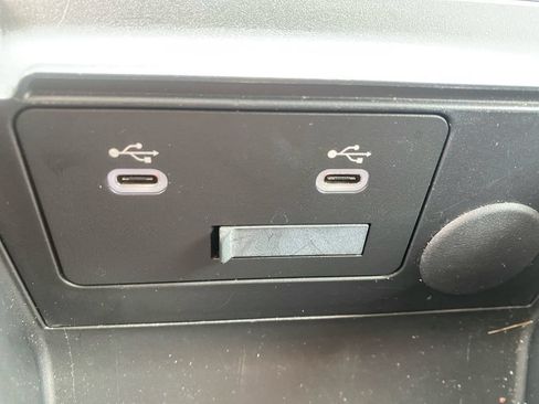Used 2025 MAZDA MAZDA3 s FWD image 25