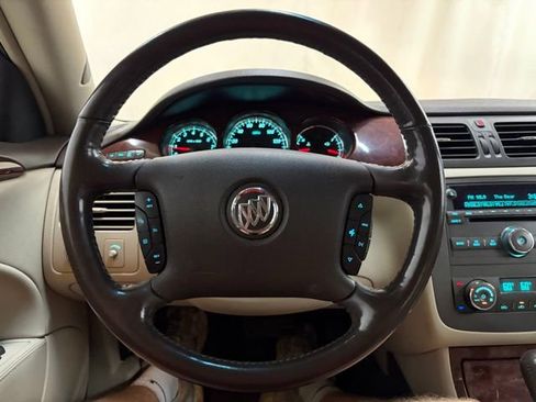 Used 2007 Buick Lucerne CXL image 29