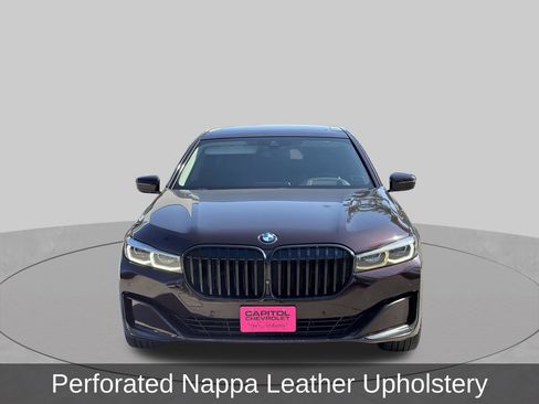 Used 2020 BMW 740i RWD image 9