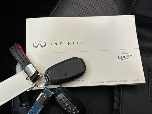 Used 2024 INFINITI QX50 Sport AWD/4WD image 33