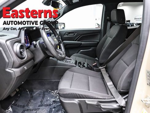 Used 2023 Chevrolet Colorado W/T RWD image 14