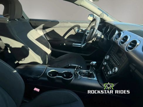 Used 2016 Ford Mustang GT w/ Black Accent Package RWD image 21