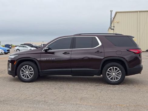 Used 2023 Chevrolet Traverse LT w/ Rear Camera Mirror Package AWD/4WD image 4