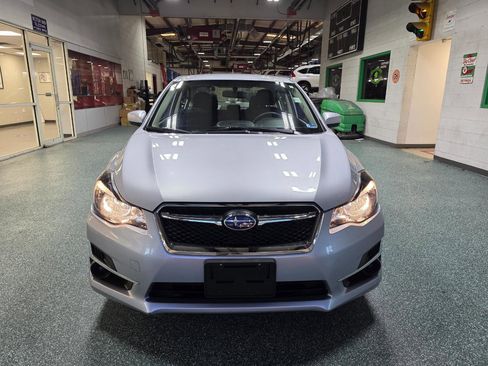 Used 2016 Subaru Impreza 2.0i Premium image 3