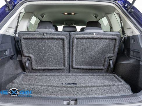 Used 2021 Volkswagen Tiguan SE FWD image 32