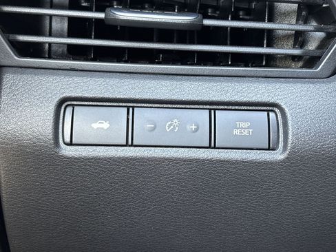 Certified 2024 Nissan Altima 2.5 SV FWD image 14
