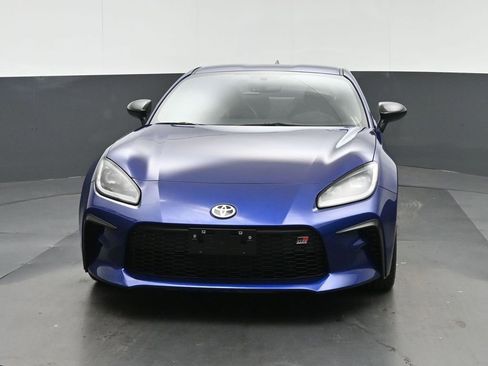 Used 2024 Toyota GR86 Premium RWD image 2