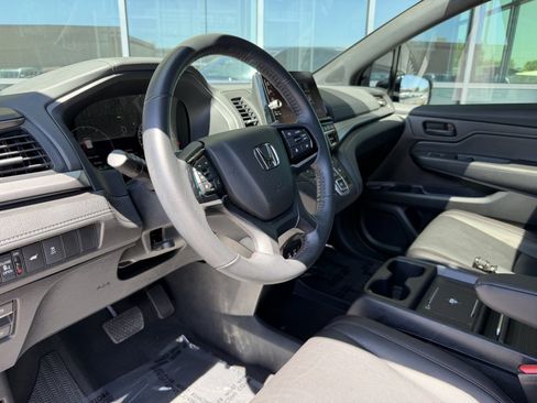 Used 2025 Honda Odyssey Sport-L image 32