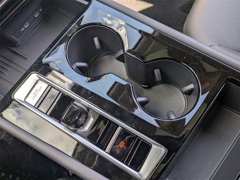 New 2025 Volkswagen Atlas SEL image 27