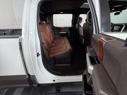Used 2020 Ford F250 King Ranch w/ King Ranch Ultimate Package image 5