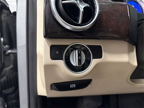 Used 2014 Mercedes-Benz GLK 350 GLK 350 image 6