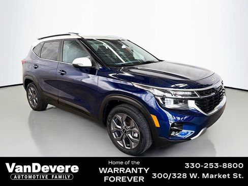 Used 2024 Kia Seltos S AWD/4WD image 1