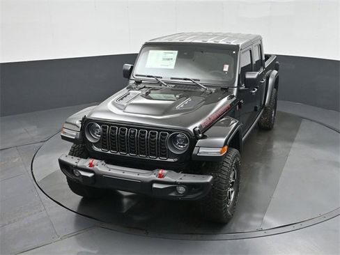 New 2025 Jeep Gladiator Rubicon image 36