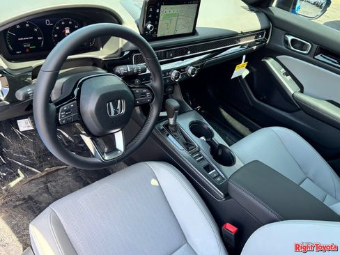 Used 2026 Honda Civic Sport Touring image 19