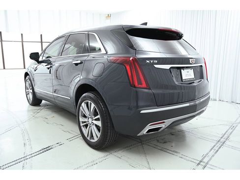 Used 2024 Cadillac XT5 Premium Luxury image 5