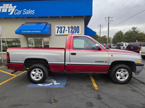 Used 1997 Dodge Ram 1500 Truck 2WD Regular Cab image 2