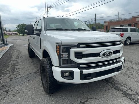 Used 2021 Ford F250 XLT w/ XLT Value Package AWD/4WD image 5