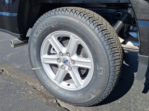 New 2025 Ford F150 XLT w/ Equipment Group 302A MID image 25