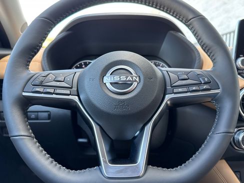 New 2025 Nissan Sentra SV w/ SV Premium Package image 19