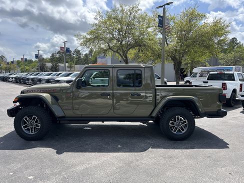New 2026 Jeep Gladiator Mojave AWD/4WD image 4