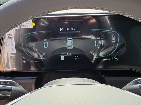 New 2026 Kia Niro EX FWD image 31