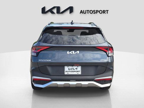 Certified 2025 Kia Sportage EX w/ Premium Package image 9